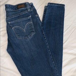 Levi’s 535
